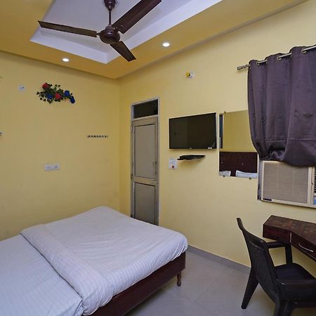 สปอต ออน 39779 โฮเต็ล รามา พาเลซ Hotel โมราดาบัด ภายนอก รูปภาพ