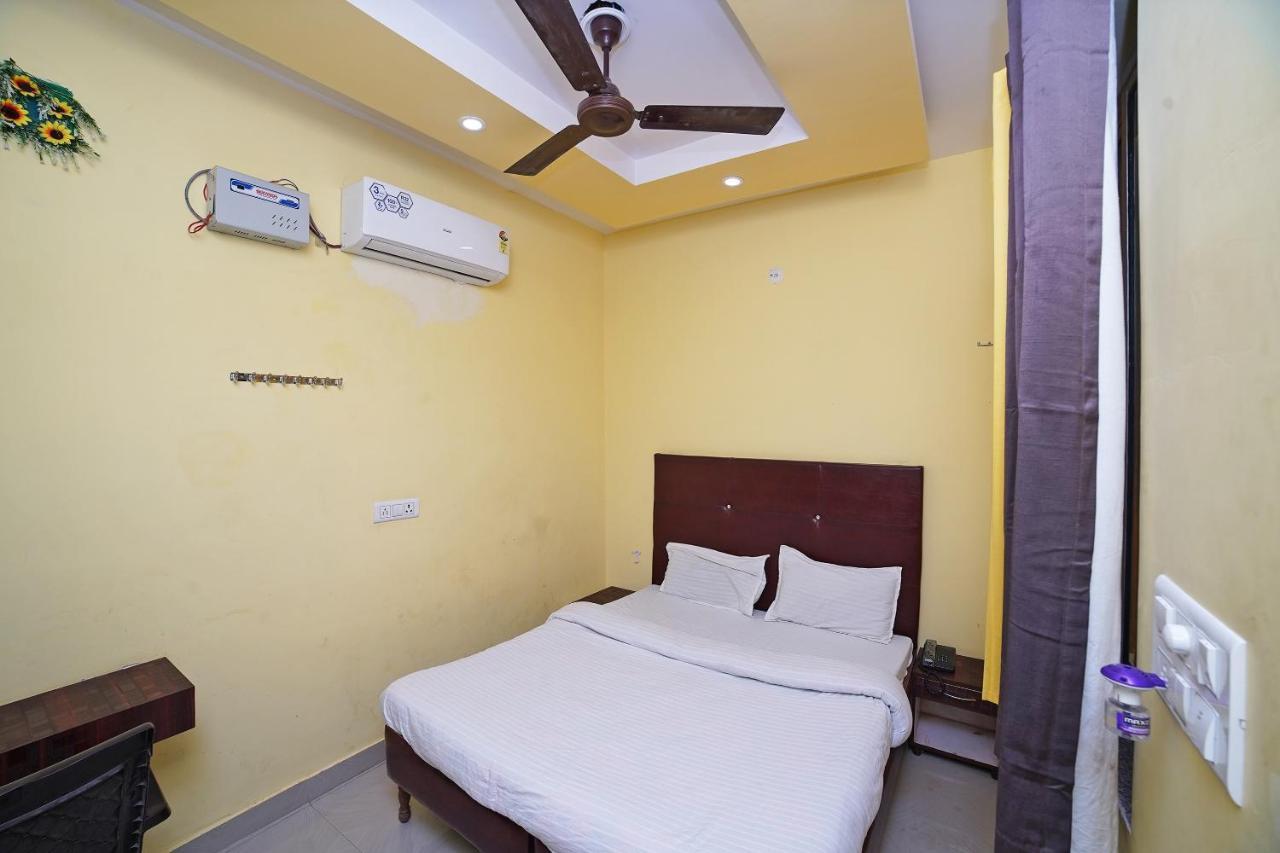สปอต ออน 39779 โฮเต็ล รามา พาเลซ Hotel โมราดาบัด ภายนอก รูปภาพ