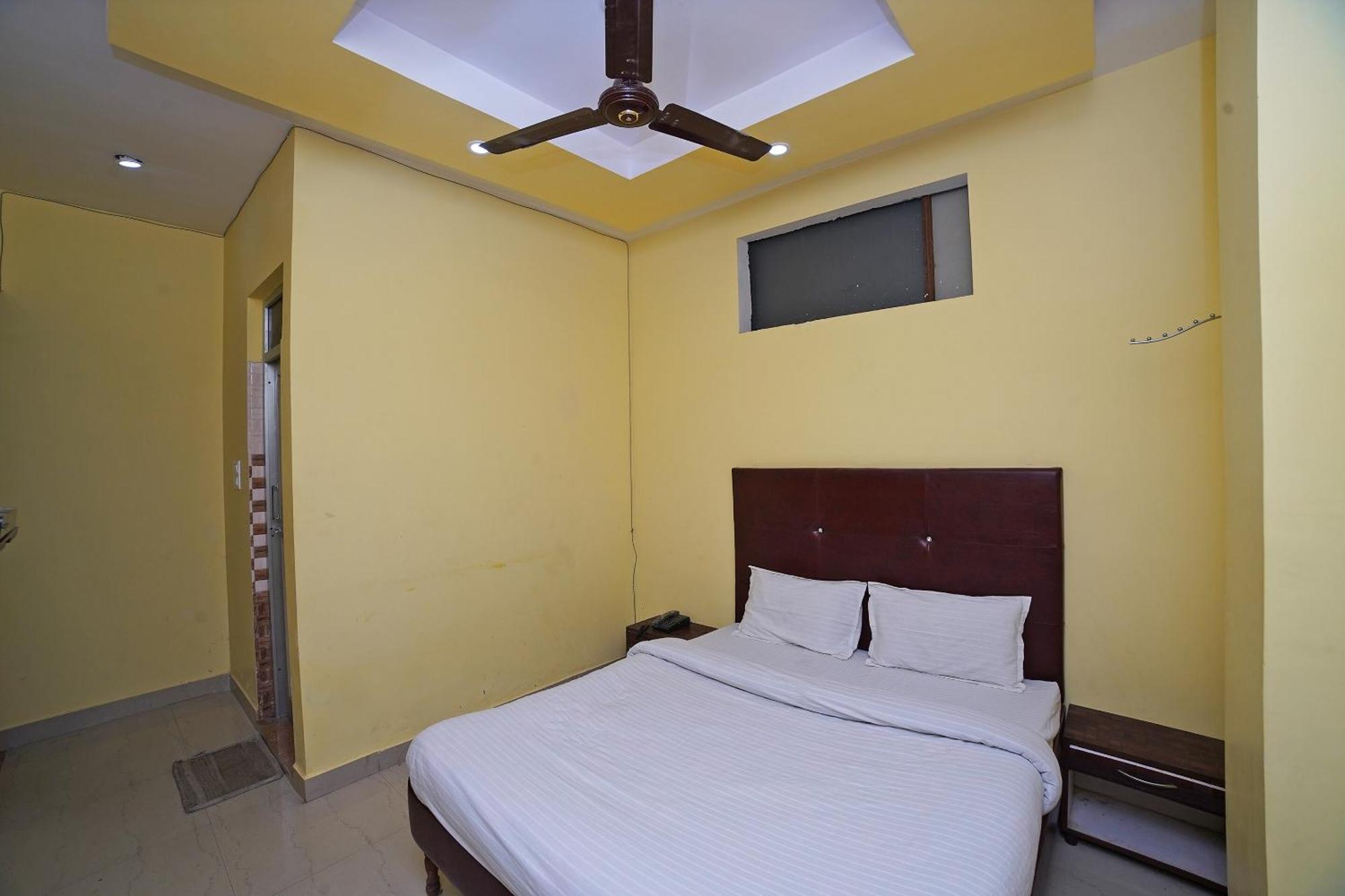 สปอต ออน 39779 โฮเต็ล รามา พาเลซ Hotel โมราดาบัด ภายนอก รูปภาพ